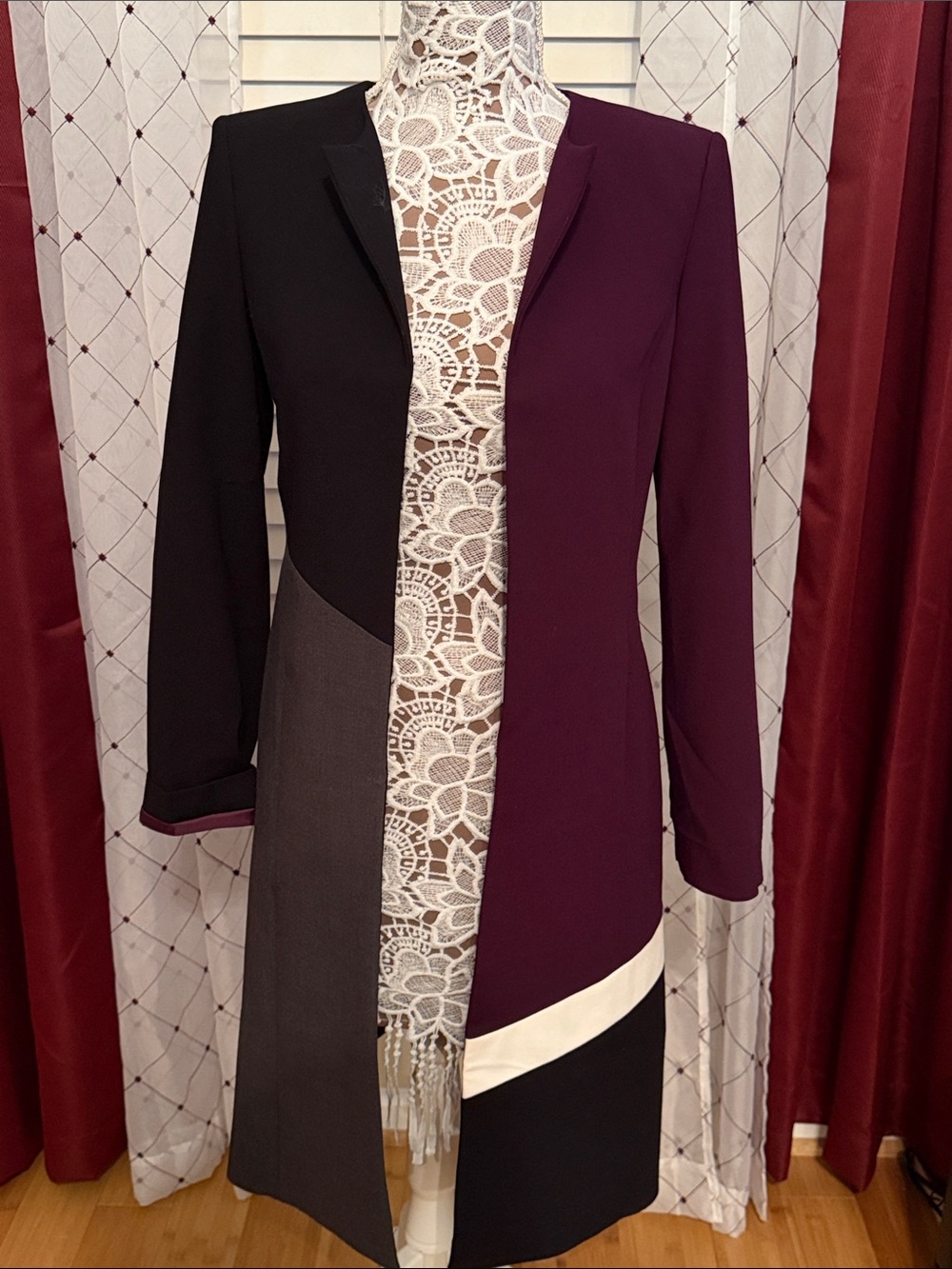 Calvin Klein Women's Plum and Black Colorblock Blazer Coat (130)
